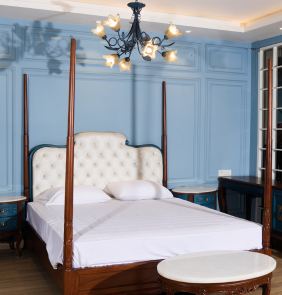 Hotel-Bed
